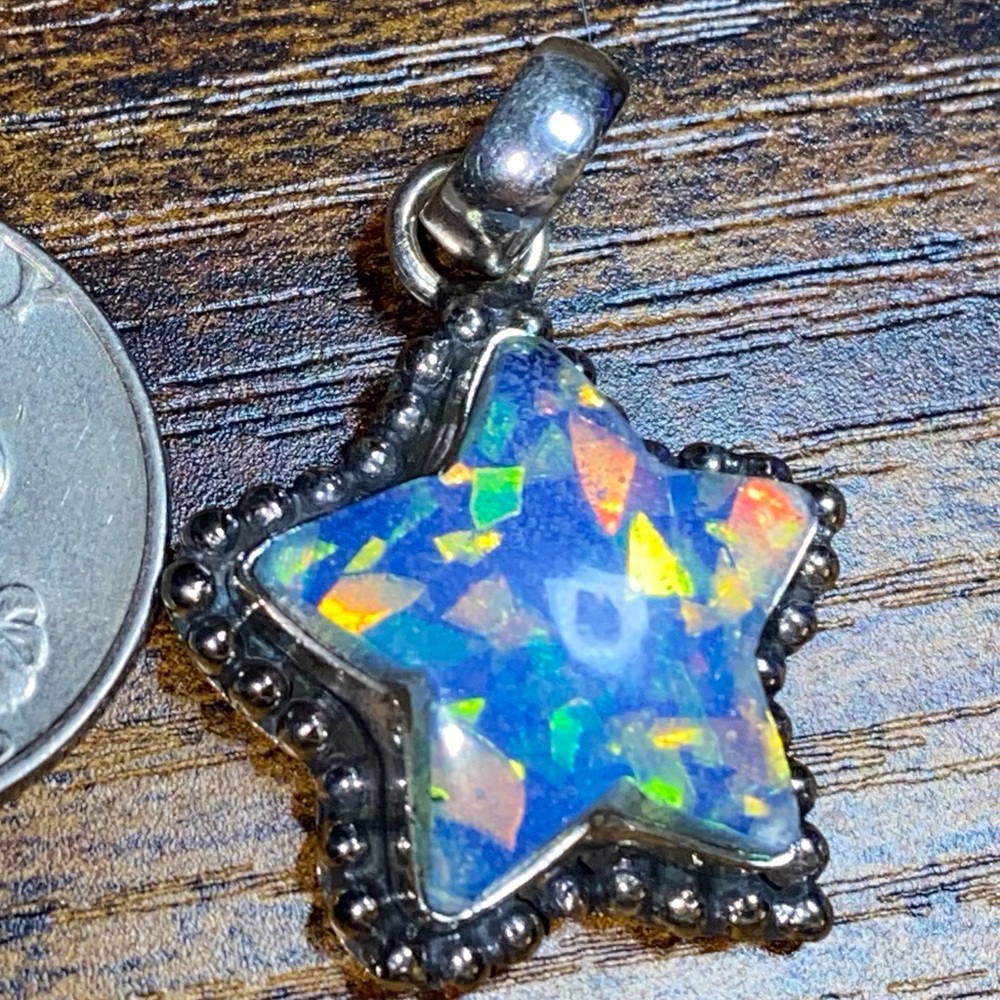 Natural Doublet Australian Star-Shaped Opal PendantSet In 925 Sterling Silver